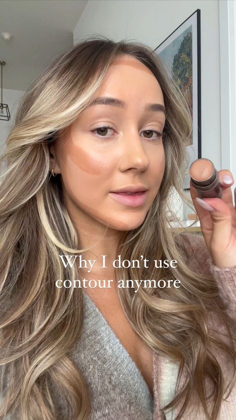 Aurora Lovestrand (@roralovestrand) • Instagram photos and videos Aurora Lovestrand, Contour Bronzer, Makeup Lessons, Bronzer, Aurora, Makeup Tutorial, Instagram Photos, Photo And Video, Instagram Photo