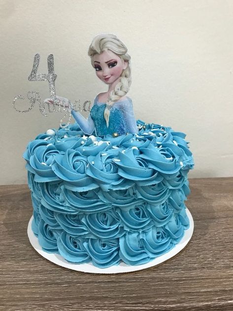 Elsa Cake Buttercream, Frozen Cupcake Cake, Birthday Cake Beer, Cakes Decorating Ideas, Cakes Without Fondant, Elsa Birthday Cake, Barbie Doll Birthday Cake, Pastel Frozen, Elsa Cake Frozen