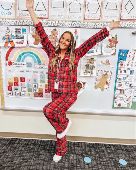 Flannel Day Spirit Week, Teacher Pajama Day Outfit, Pj Day Spirit Week Outfits, Pj Day, Spirit Week Outfits, Fall House, Pajama Day, Teacher Outfit, Spirit Week