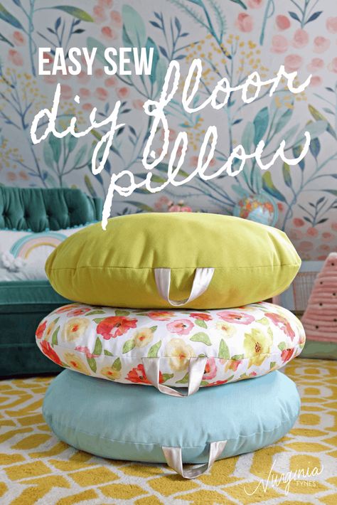 Diy Floor Pillow, Syprosjekter For Nybegynnere, Giant Floor Pillows, Pillow Tutorial, Costura Diy, Creation Couture, Diy Flooring, Sew Easy, Things To Sew