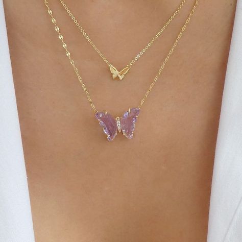 Purple Butterfly Jewelry, Purple Butterfly Necklace, Lavender Butterfly, Butterfly Necklace Gold, Pretty Jewelry Necklaces, Jelly Bag, Necklace Purple, Purple Jewelry, Jewelry Accessories Ideas