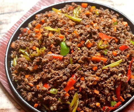 Bopis with minced pork lungs, carrots and peppers is loaded with big, bold flavors you'll love! It's perfect as bar food with ice cold beer or a main meal with steamed rice! Bopis Recipe Filipino Food, Bopis Recipe, Recipe Filipino Food, Kawaling Pinoy, Philippines Recipes, Minced Pork, Philippines Food, Ice Cold Beer, Bar Food