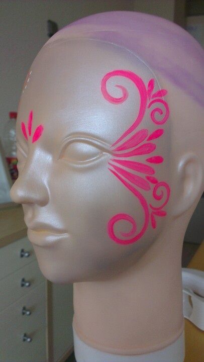 Festival Face Makeup, Music Festival Face Paint, Pink Out Face Paint Ideas, Pink Face Paint School Spirit, Pink Face Paint Ideas, Pink Out Face Paint, Face Paint Pattern, Barbie Face Paint, Pintura Facial Neon