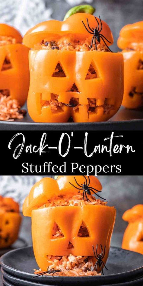 Jack-o'-lantern stuffed peppers are a fun savory Halloween recipe. These Halloween stuffed peppers make a healthy Halloween treat. Halloween Main Dish, Halloween Stuffed Peppers, Halloween Meals, Halloween Dinners, Pasteles Halloween, Stuffed Peppers With Rice, Dinner Halloween, Postres Halloween, Halloween Foods