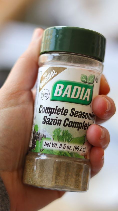 Complete Seasoning (Badia Sazon Completa Copycat) Smoker Grill Recipes, Complete Seasoning, Pan Seared Chicken Breast, Sauteed Green Beans, Homemade Mixes, Pan Seared Chicken, Seasoning Recipe, Spiced Coffee, Minced Onion