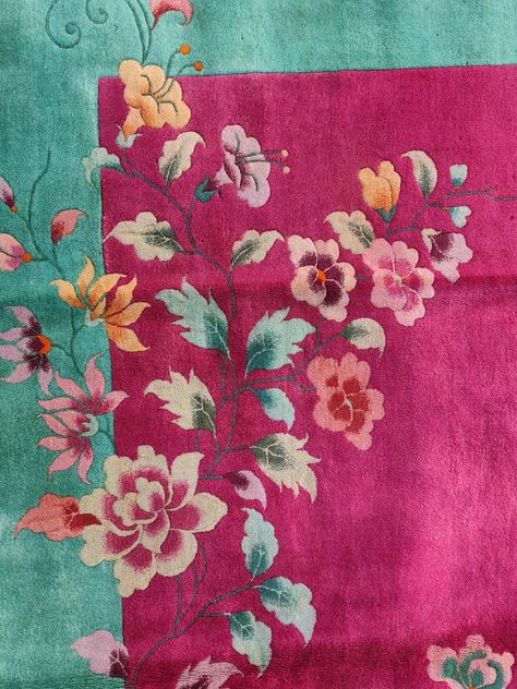 For Sale on 1stDibs - Antique Chinese Art Deco rug with pink color. Measures: 9' 0' x 11' 6'. Chinese Art Deco Rug, Art Deco Textiles, Chinese Textiles, Decoupage Jewelry, Art Deco Carpet, Art Deco Motif, Chinese Prints, Chinese Art Deco, Rug Studio