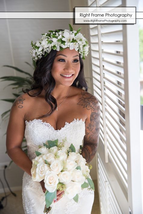 Samoan Wedding, Halekulani Hotel, Hawaiian Wedding Dress, Polynesian Wedding, Wedding Lei, Honolulu Wedding, Haku Lei, Hawaii Waikiki, Hawaii Beach Wedding