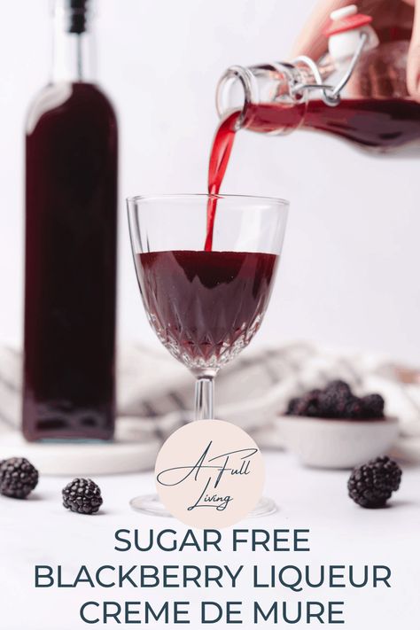 An easy, 4-ingredient way to elevate your next keto cocktail. Sugar free crème de mûre, a homemade blackberry liqueur. #Cremedemure #blackberryliqueur #homemadeliqueur #sugarfreeliqueur Blueberry Wine Recipe, Fruit Wine Recipes, Wine Making Recipes, Homemade Wine Recipes, Blueberry Wine, Wine Yeast, Homemade Alcohol, Wine Recipe, Homemade Liquor