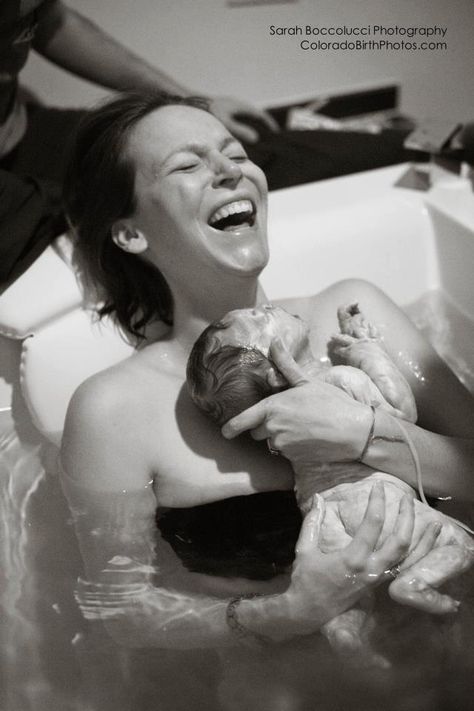 birth Water Birth Photography, Home Birth Photography, Birth Story Photography, Interesting Photography, Birth Affirmations, Birth Photos, Water Birth, Pregnancy Photography, Birth Photographer