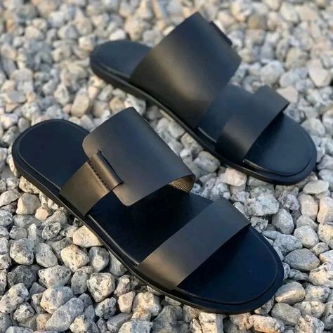 Men Leather Sandals Fashion, Best Sandals For Men, Trendy Mens Shoes, Casual Shoes Women Sneakers, Male Footwear, Mens Sandals Fashion, Leather Slippers For Men, Mens Fashion Casual Shoes, Shoes Outfit Fashion