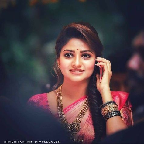 Rachita Ram Kannada heroine last image 4K Rachitha Ram, Rachita Ram, Classy Beauty, Bridal Hair Decorations, Indian Wedding Poses, Long Indian Hair, Bike Photoshoot, Girl Fashion Style, Beautiful Photoshoot