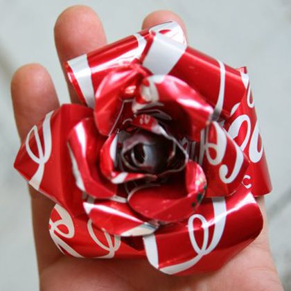 Recycled Aluminum cans To Flower. Yes, I will attempt to do this. Yes, I will fail spectacularly. Aluminum Can Flowers, Coke Can Crafts, Soda Can Flowers, Pop Can Art, Pop Can Crafts, Tin Can Flowers, Soda Can Art, Soda Can Crafts, Aluminum Crafts