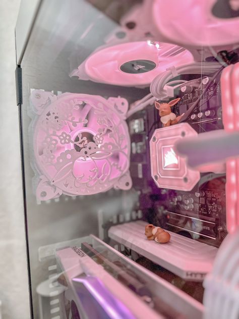 Girly Pc Build, Pink Pc Build, Pc Case Decoration, Cute Pc Build, Pc Build Aesthetic, Pink Pc, Pc Decoration, Pc Games Setup, Game Setup