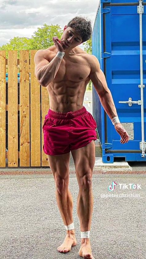 #gym #gymlife #muscleguys #pumpedup #Muscleguy #PumpedUpBody #guy #beautifulbody #Muscleguy #beefy #beefyguy #Muscleman #motivation #dicipline #hotguy #life #aesthetic #aestheticguy Gym Men Motivation, Aesthetics Bodybuilding, Fitness Studio Training, Model Training, Dream Physique, مرسيدس بنز, Gym Boy, Best Physique, Wellness Massage