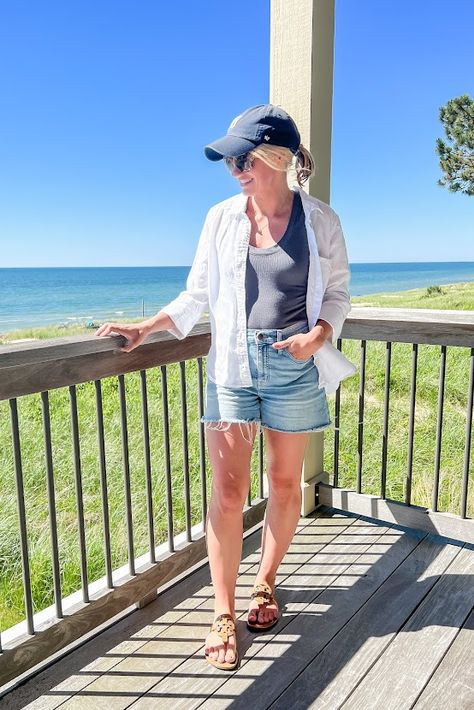 What I Wore: Family Beach Vacation to Lake Michigan - Thrifty Wife Happy Life Lake Vacation Outfits, Mom Friendly Outfits, Lake Outfit, South Haven Mi, Thrifty Fashion, Suit Hat, South Haven, Casual Work Wear, Lake Vacation