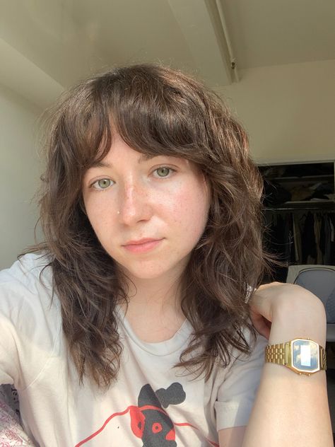 Patti Smith Haircut, Rock Girlfriend Hair, 70s Shag Haircut With Bangs, Shaggy Mullet No Bangs, 70 S Haircut, Shag 90s Hair, 70s Layered Hair With Bangs, 70s Shag Haircut Medium Curtain Bangs, Brown Hair Shag Haircut