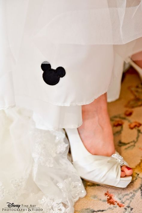 Top 10 Ways To Add Hidden Mickeys To Your Wedding Hidden Mickey Wedding, Mickey Wedding, Mickey Mouse Wedding, Hidden Mickeys, Disney Inspired Wedding, Disney Wedding Theme, Disney Wedding Dresses, Disney Fairy Tale Weddings, Disney Fairy