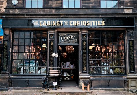 Victorian Shop Fronts, Apothecary Shop Aesthetic, Vintage Tattoo Shop Aesthetic, Magic Shop Aesthetic, Witchcraft Shop Aesthetic, Vintage Shop Fronts, Witch Coffee Shop, Witch Shop Aesthetic, Victorian Apothecary Aesthetic