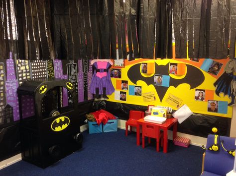 Superheroes role play area! Superheroes Eyfs, Role Play Areas Eyfs, Superhero Writing, Reception Classroom, Superhero Classroom Theme, Reception Class, Role Play Areas, Superhero Classroom, Super Hero Theme