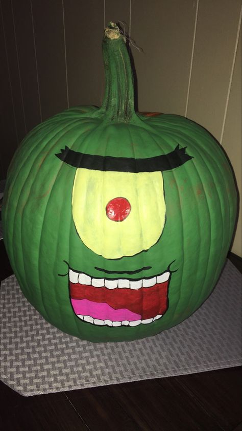 Plankton Pumpkin Painting, Emo Spongebob Pumpkin, Funny Pumkin Paintings, Character Painted Pumpkins, Easy Pumpkin Ideas Painting, Pumpkin Painting Ideas Spongebob, Horror Pumpkin Painting, Spongebob Pumpkin Painting, Squidward Pumpkin