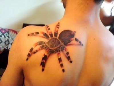 tarantula // 31 Incredible (And Slightly Creepy) Hyperrealistic Tattoos 3d Spider Tattoo, Tato 3d, Best 3d Tattoos, Tatoo 3d, Amazing 3d Tattoos, Kunst Tattoos, Tattoo Henna, D Tattoo, Spider Tattoo