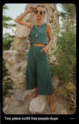 Look Hippie Chic, Look Winter, Estilo Hippie, Mode Boho, Couture Mode, Sleeveless Crop Top, Two Piece Outfit, Style Board, Look Fashion