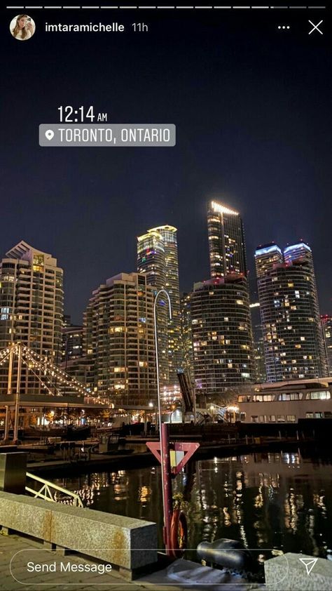 Canada City, Toronto City, Emotional Photography, Downtown Toronto, Dream City, City Aesthetic, Canada Travel, Toronto Canada, Instagram Story Ideas