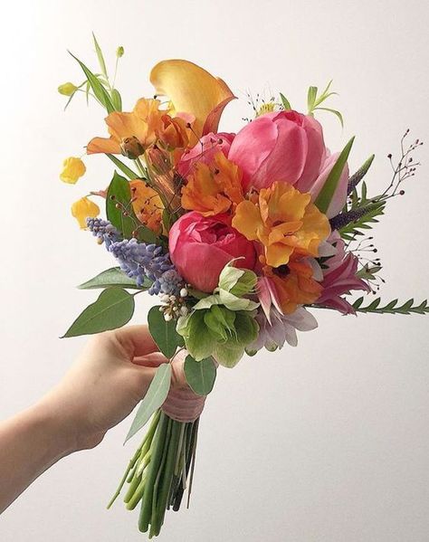 Ikebana Japanese, Boquette Flowers, Arrangement Ideas, Colorful Bouquet, Flower Therapy, Beautiful Bouquet Of Flowers, Deco Floral, Bouquet Of Flowers, Flowers Online