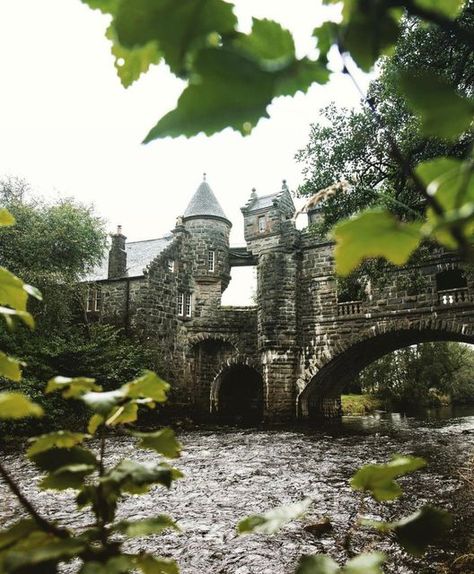 scottish.castles.and.ruins on Instagram: "📍Highland, Perthshire ————————————— By @olivergmlewis Selected by @christinejacksonphotography ————————————— How’s this for a bridge crossing? So not “technically” a castle but this beautiful example of Scots Baronial architecture is actually part of a bridge in the stunning countryside of Highland Perthshire. Not bad for a bridge, wouldn’t you agree? ————————————— Save for inspiration and feel free to share. Follow @scottish.castles.and.ruins for Baronial Architecture, Fantastical Architecture, Scottish Architecture, Scottish Town, Castle Pictures, Cosy Cottage, Scotland Castles, Minecraft Inspo, Dr House