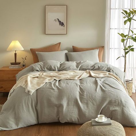 Amazon.com: SE SOFTEXLY Muslin Duvet Cover King Size, 100% Washed Cotton Duvet Cover Set, Ultra Soft Comforter Cover Linen Like, 3 Pieces Minimalist Gauze Duvet Cover with 2 Pillowcases, 90"x104", Light Brown : Home & Kitchen Sage Comforter Bedroom, Sage Green Bed Sheets, Bedding Photography, Green Bed Sheets, Textured Comforter, Wrinkled Fabric, Textured Duvet Cover, Linen Comforter, Natural Luxury