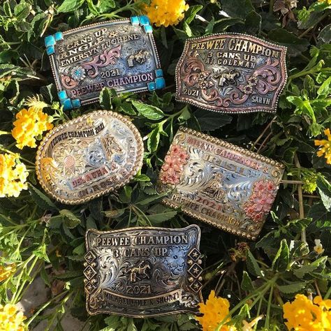 Custom Belt Buckles Westerns, Cute Belt Buckles, Rodeo Buckles, Country Belt Buckles, Cowgirl Belt Buckles, Country Belts, Belt Buckle Jewelry, Rodeo Belt, Rodeo Belt Buckles