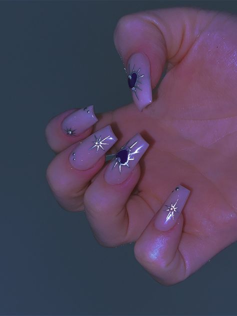 Chrome nails purple heart silver acrylics Purple And Silver Chrome Nails, Chrome Nails Purple, Purple Silver Nails, Silver Acrylics, Purple And Silver Nails, Purple Chrome Nails, Nails Tattoo, Nails Purple, Purple And Silver