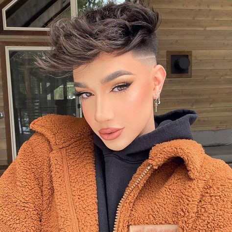 Kylie Jenner Tweets, Charles James, Old Fan, James Charles, Beauty Influencer, Youtube Stars, Beauty Lover, Beauty Brand, Hair Salon