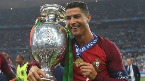 cristiano ronaldo cup Peter Schmeichel, Portugal Euro, Michael Mcintyre, Cristiano Ronaldo Portugal, Michel Platini, Alan Shearer, Ronaldo Pictures, Alessandro Del Piero, 2016 Year