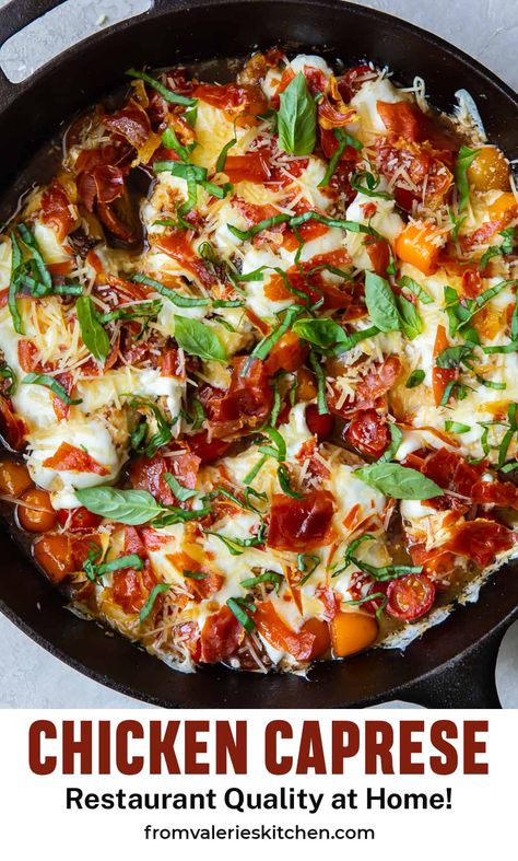 Gorgeous Restaurant, Roasted Tomato Chicken, Grape Tomato Recipes, Chicken Caprese Recipe, Baked Caprese Chicken, Sautéed Chicken, Roasted Grape Tomatoes, Chicken Caprese, Caprese Recipes