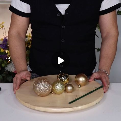 Ramon_at_Home on Instagram: "Learn how to make a #christmas ornament cluster. 
This will forever change the way you decorate your Christmas tree. Watch the full tutorial on my YouTube channel. 
.
.
.

#christmas #christmasdecor #christmastree #christmasdecorations #decor #design #sandiego #sandiegodesigner #modernchristmas #moderndesign #christmastrees #christmastree🎄#balsamhill" Modern Xmas Decorations, Easy Ways To Decorate Christmas Tree, Xmas Tree Ornaments Diy Craft Ideas, Christmas Ornament Clusters For Tree, How To Make Christmas Ball Clusters, Clustering Christmas Ornaments, Bauble Cluster On Tree, Christmas Tree Ornament Clusters Diy, How To Cluster Ornaments On Tree