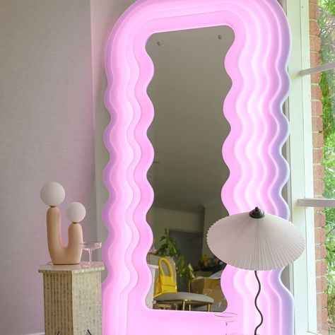 Squiggle Mirror, Light Up Mirror, Cloud Mirror, Mirror Floor, Mirror Full Length, Wavy Mirror, Mirror Vintage, Future Apartment Decor, Mirror Light