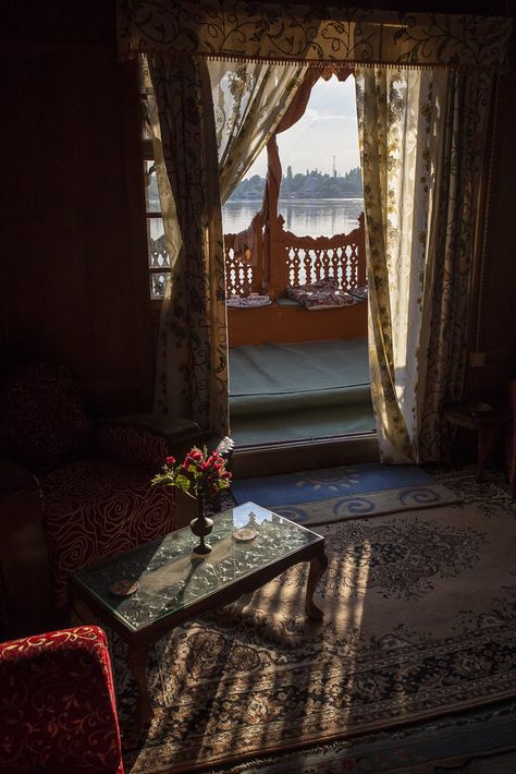 Inside an Houseboat - Srinagar - Kashmir - India - Sylvain… | Flickr Kashmir Trip, India House, Kashmir India, Srinagar, Jammu And Kashmir, Houseboat, Paradise On Earth, South Asia, Beautiful Places To Travel