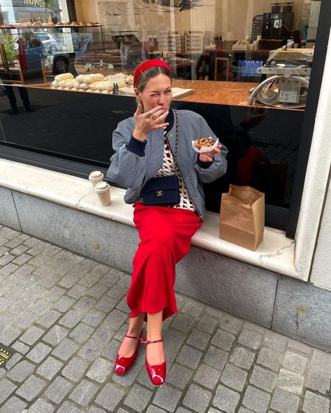 Tin Vcb op Instagram: "Me ❤️ red dress & striped bomber Jacket & red mary-Janes Can’t get over this outfit, fully from @collectorsclub_official ! It’s an…" Red Flats Outfit, Red Skirt Outfits, Mary Jane Outfit, Red Shoes Outfit, Ballet Flats Outfit, Flats Outfit, Red Dress Outfit, Red Dress Maxi, Looks Street Style