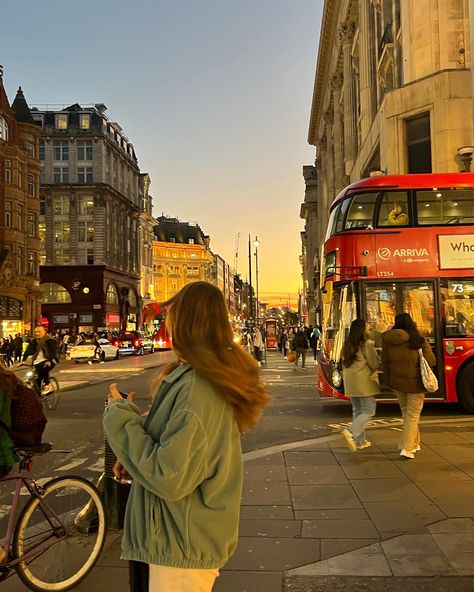 London Life Aesthetic, Life Aesthetic, London Life, Soho, Oxford, Walking, London, Red