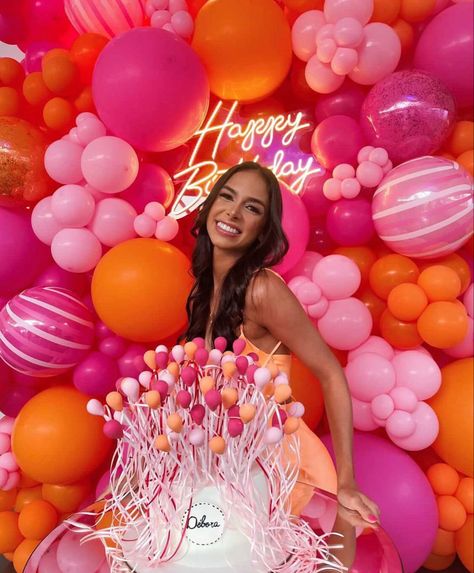 Orange Birthday Parties, 30th Birthday Themes, Sunset Party, Orange Birthday, Orange Party, Birthday Dinner Party, 26th Birthday, Birthday Party Theme Decorations, Birthday Balloon Decorations