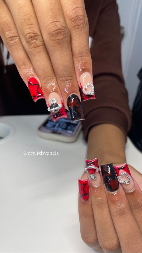 Shorties Nails Red, Red Freestyle Acrylic Nails, Red Junk Nails, Red Duck Nails, Red Nail Sets, Fall Fit Ideas, Short Cute Nails, Nails Practice, Black And Nude Nails