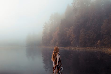 Lake Portrait, Fog Photography, Lake Photoshoot, Hiking Photography, Autumn Lake, Lake Photography, Moody Photography, Foggy Morning, Canadian Artists