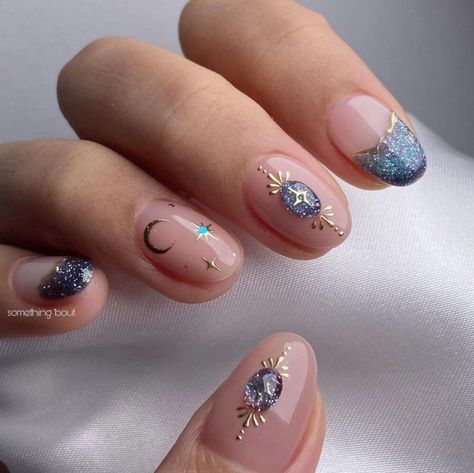 Opal Inspired Nails, Gemini Nail Art, Art Inspired Nails, Lunar Nails, Inlay Nails, Galactic Nails, Planet Nail Art, Magical Nails, Nails Stars