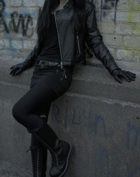 Black Outfit with Leather Jacket | Female Burglar Leather Female Outfit, Leather Jacket All Black Outfit, Female Leather Jacket Outfits, Female Leather Outfit, Leather Jacket Girl Aesthetic, Leather Clothes Aesthetic, Burglar Aesthetic, Female Mafia Outfit, Black Leather Jacket Outfit Aesthetic