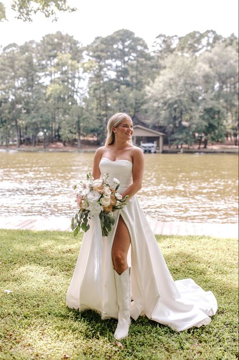 Cowboy Boots Under Wedding Dress, Short Wedding Dress Western, Wedding Dress For Country Wedding, Wedding Dresses With Boots Country, White Cowgirl Wedding Boots, Wedding Dress And Boots Country, White Cowgirl Boots With Wedding Dress, Wedding Country Boots, Wedding Reception Dress With Cowgirl Boots