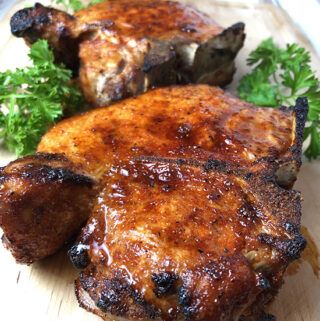 Quick Pork Chops, Quick Pork Chop Recipes, Easy Dinner Recipes Pork, Dinner Recipes Pork, Ground Beef Quinoa, Black Bean Ground Beef, Ground Beef And Noodles, Best Pork Chop Recipe, Pork Recipes For Dinner