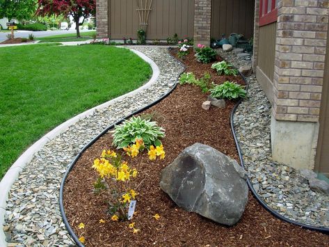 #Yard Tip 1: Add rock #mulch next to your foundation to keep water away; couple that with wood mulch to smother #weeds and keep #plants cool and moist. #BeHouseLogical #Landscaping #LawnCare Rock Mulch, Diy Front Yard, Garden Mulch, Mulch Landscaping, Window Box Flowers, Small Front Yard, Rock Garden Design, Rock Landscaping, Spring Decoration