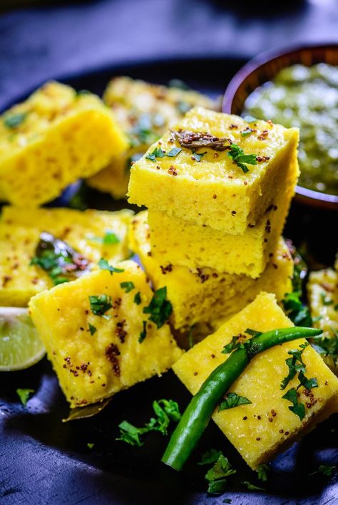 Gujarati Cuisine, Gujarati Snacks, Dhokla Recipe, Tandoori Masala, Moong Dal, Food Lab, Indian Breakfast, Gujarati Recipes, Indian Snack Recipes