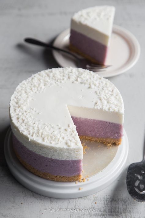 Taro Cake Recipe, Taro Dessert, Taro Pudding, Taro Cake, Ube Recipes, Mousse Cake Recipe, Pudding Mousse, Cheesecake Mousse, Healthy Cake Recipes